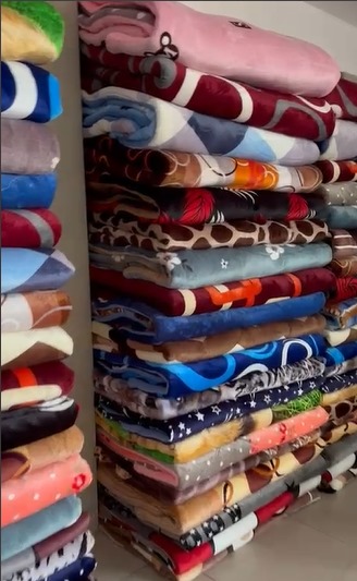 edredon-sw.jpg edredon-sw.jpg